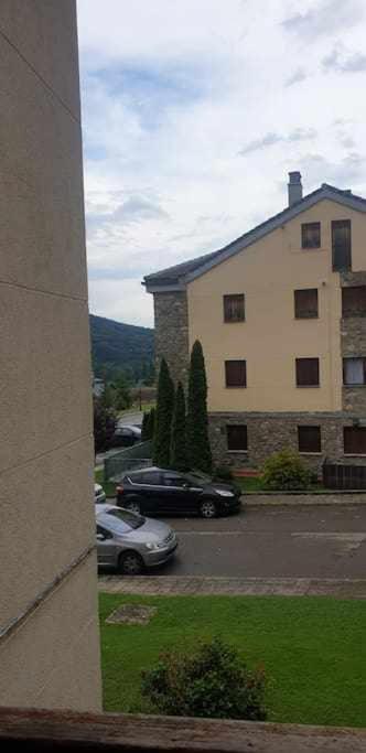 Acogedor Apartamento En El Pirineo Aragones ビリャヌア エクステリア 写真