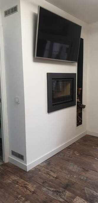 Acogedor Apartamento En El Pirineo Aragones ビリャヌア エクステリア 写真